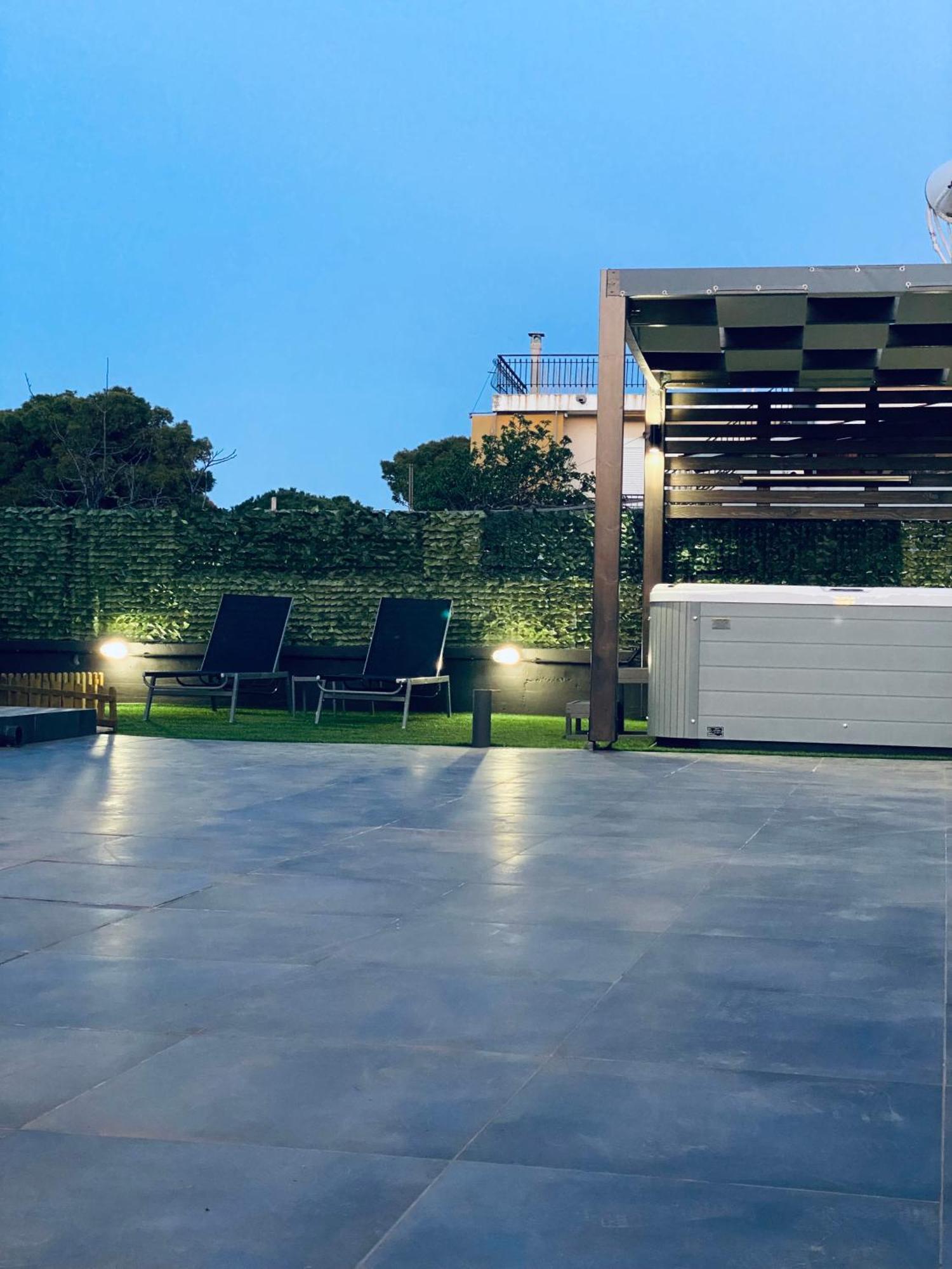 Keskos Luxury Villa อาร์เตมีดา ภายนอก รูปภาพ